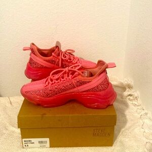 Steve Madden Sneakers